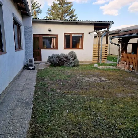 Drkarlrennergarten Holiday home *